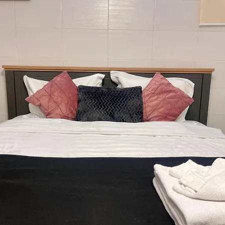 Appartement Prime 1 - Half Ground Level With Windows - Demisol *